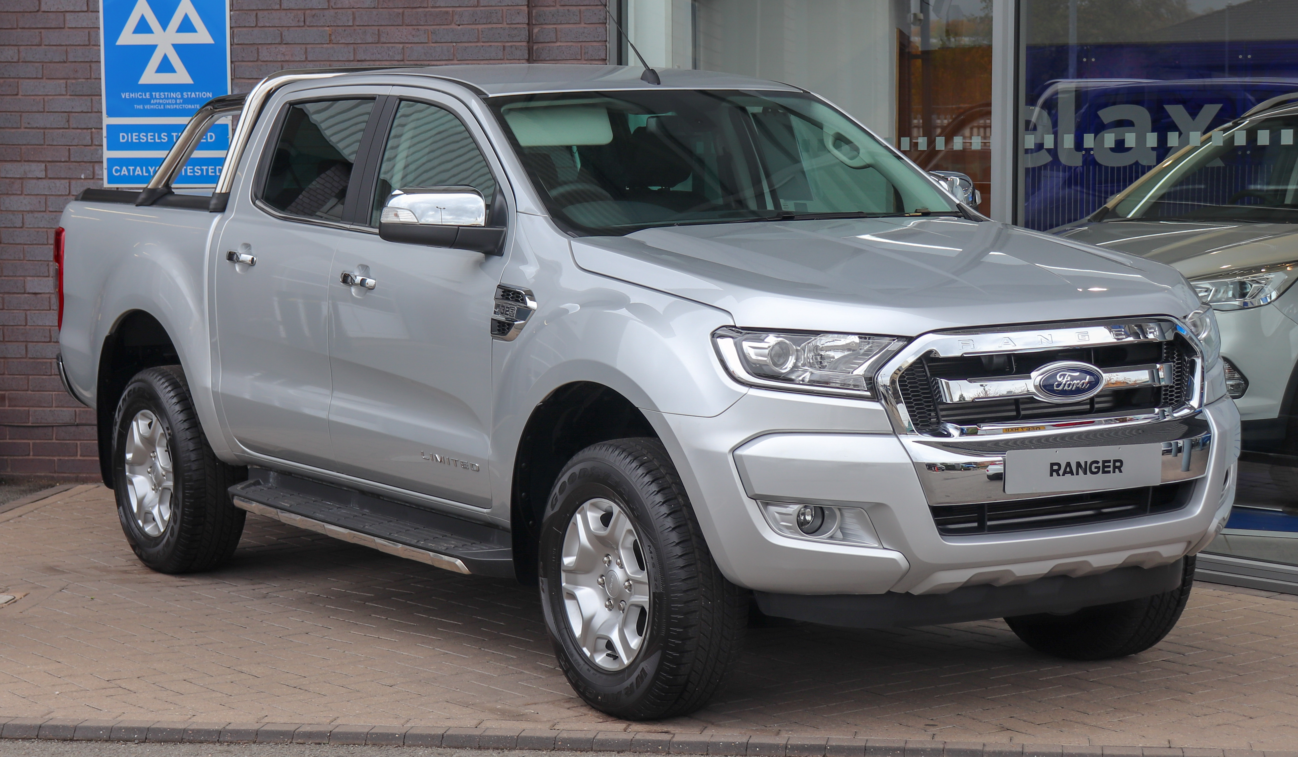 Pick-up - Tipo: Ford Ranger, Mitsubishi L200, similar